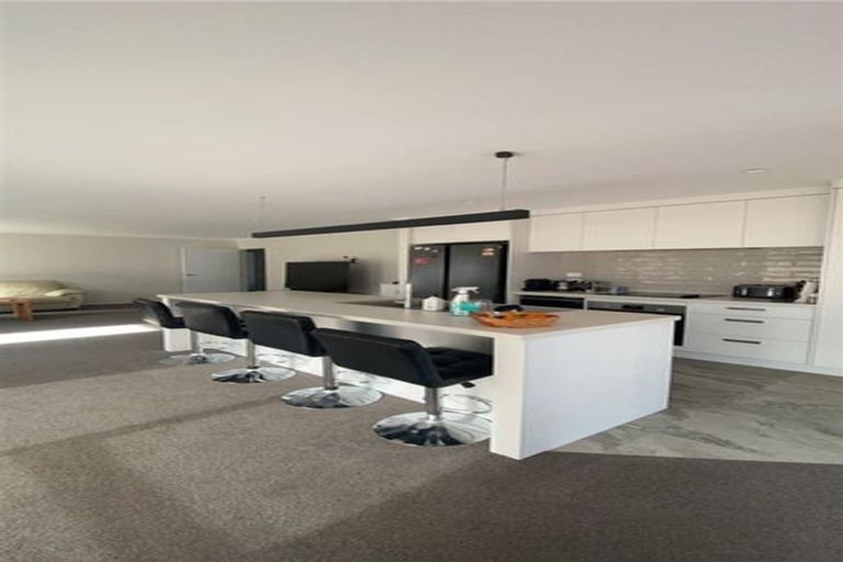 Photo of property in 8 Tipa Lane, Papamoa Beach, Papamoa, 3118