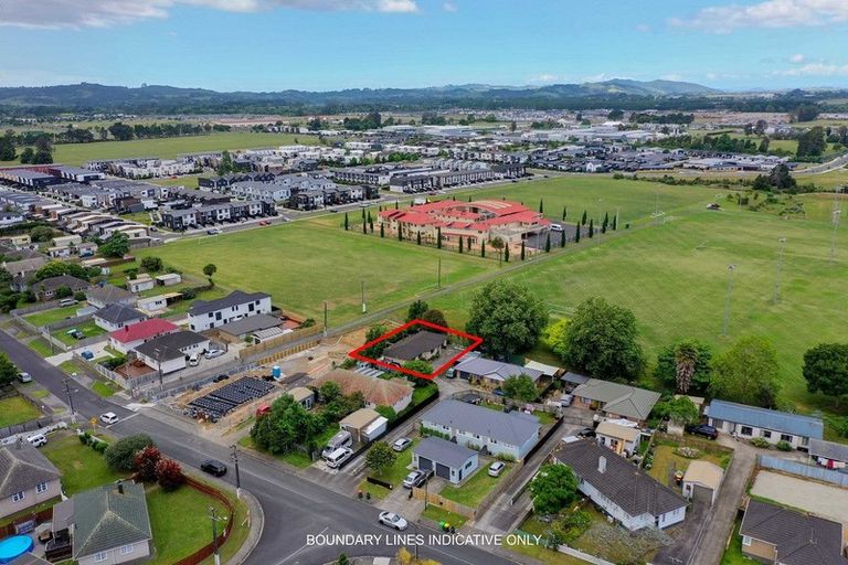 Photo of property in 52c Arimu Road, Papakura, 2110