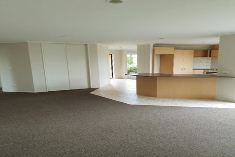 Photo of property in 47 Redcastle Drive, East Tamaki, Auckland, 2013