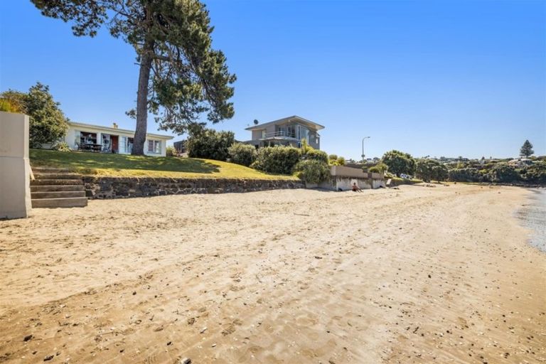 Photo of property in 35 Craig Road, Milford, Auckland, 0620