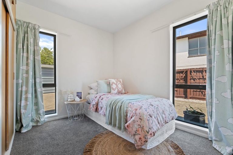 Photo of property in 10 Woodstock Place, Russley, Christchurch, 8042