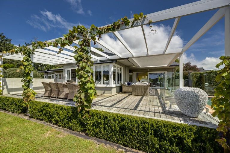 Photo of property in 16 Kopanga Road, Havelock North, 4130