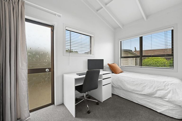 Photo of property in 15 Herbert Road, Queenwood, Hamilton, 3210