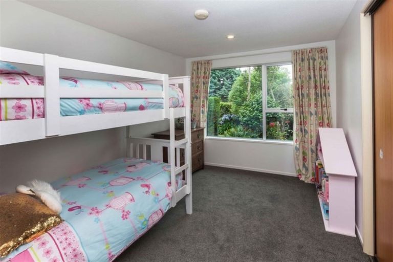 Photo of property in 89 Dunbarton Street, Redwood, Christchurch, 8051