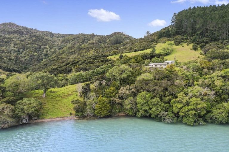 Photo of property in 225 Okura Bay Road, Totara North, Kaeo, 0479
