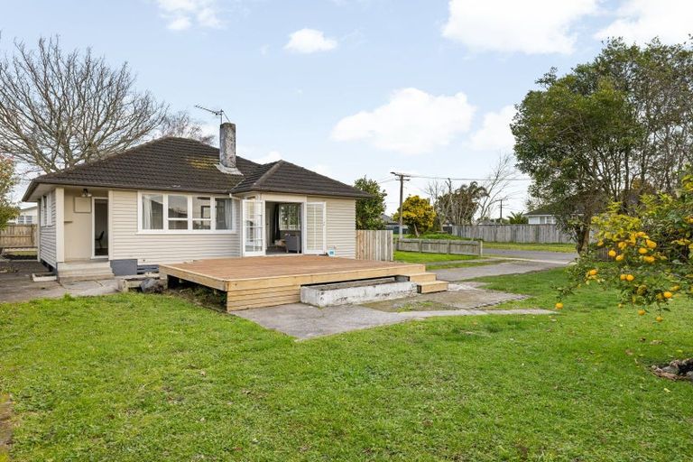 Photo of property in 2 Yeats Crescent, Fairfield, Hamilton, 3214