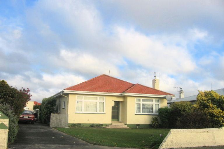 Photo of property in 5 Hobson Place, Takaro, Palmerston North, 4412