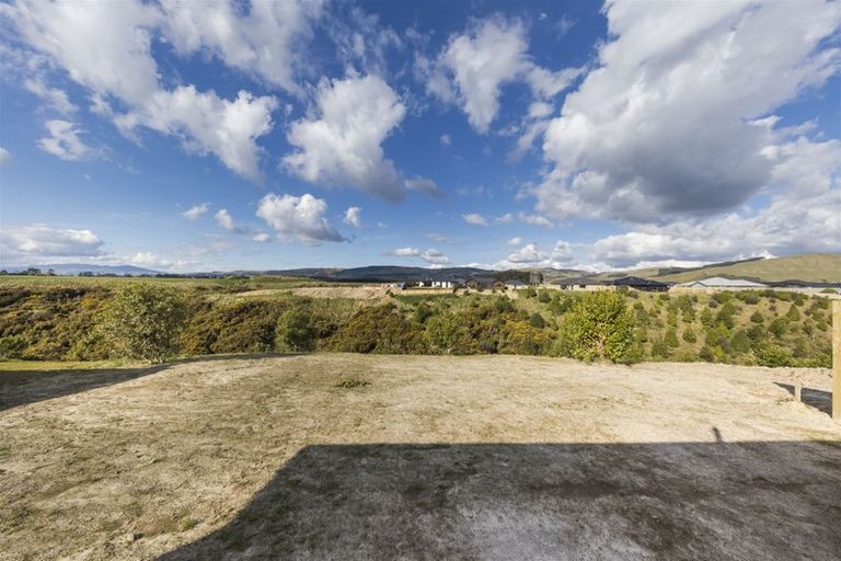 Photo of property in 38 Silicon Way, Fitzherbert, Palmerston North, 4410