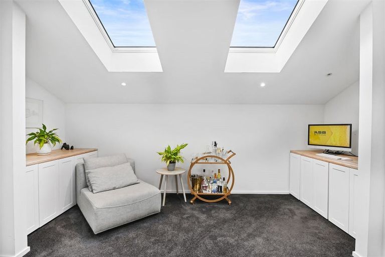 Photo of property in 68 Blighs Road, Strowan, Christchurch, 8052