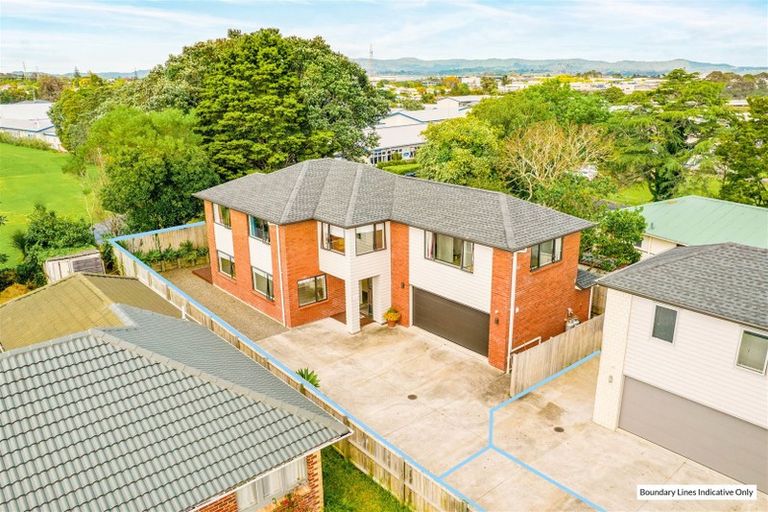 Photo of property in 14 Kotuku Street, Te Atatu Peninsula, Auckland, 0610