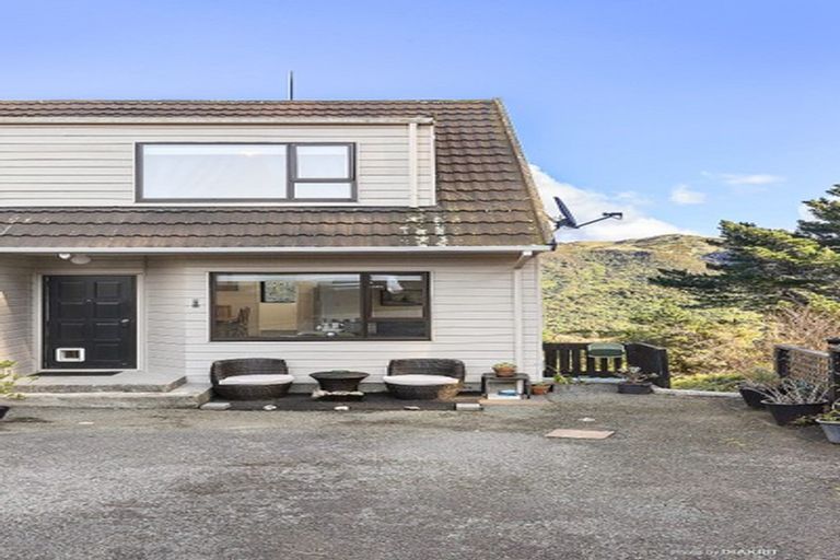 Photo of property in 9 Commons Way, Crofton Downs, Wellington, 6035