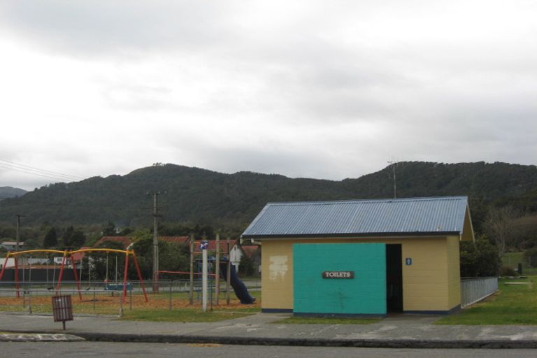 Photo of property in 4 Mcgowan Street, Runanga, 7803