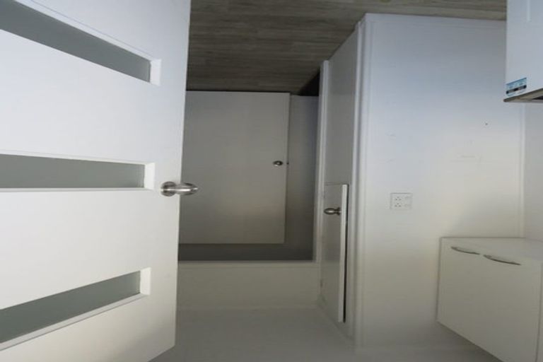 Photo of property in 3 Carbery Place, Manurewa, Auckland, 2102