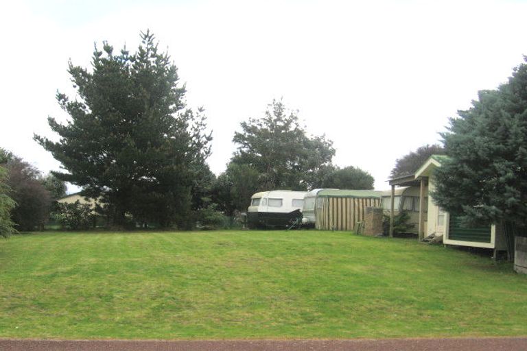 Photo of property in 120 Manuka Place, Matarangi, Whitianga, 3592