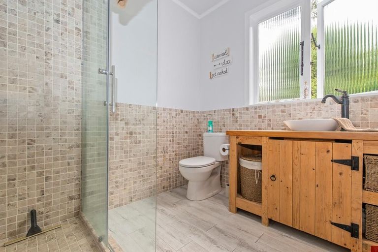 Photo of property in 11 Devon Street, Glenholme, Rotorua, 3010