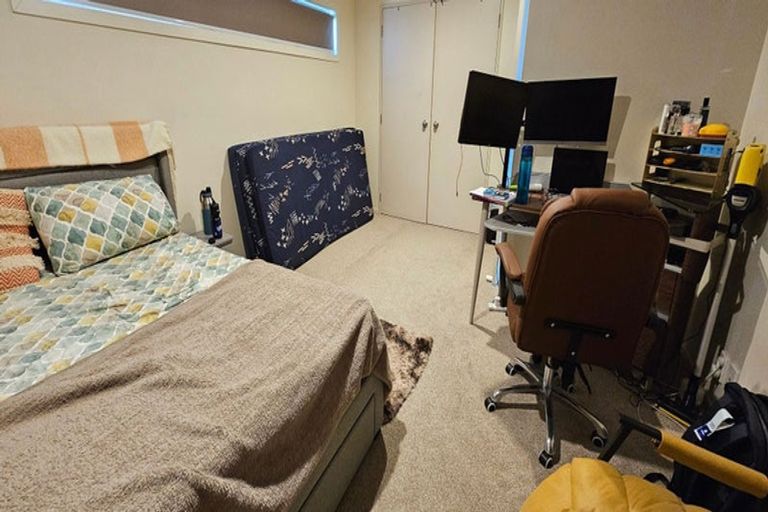 Photo of property in Krisley Court, 25/6 Ambrico Place, New Lynn, Auckland, 0600