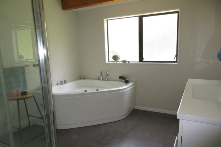 Photo of property in 84 Rigden Road, Opua, 0272