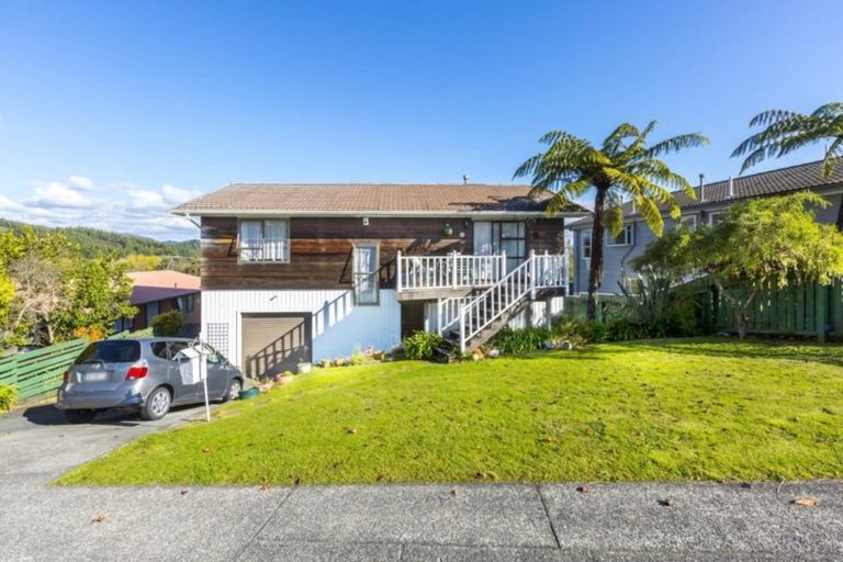 Photo of property in 109 Norana Road, Timberlea, Upper Hutt, 5018