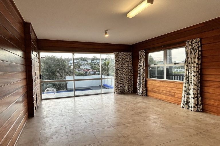 Photo of property in 8 Ponui Place, Mairangi Bay, Auckland, 0630