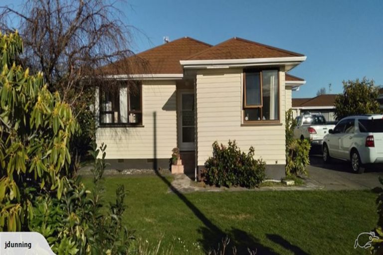 Photo of property in 24 Chester Street, Taradale, Napier, 4112