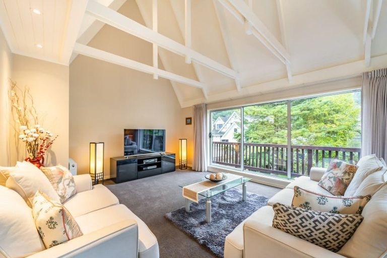 Photo of property in 458 Stokes Valley Road, Stokes Valley, Lower Hutt, 5019