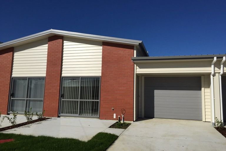 Photo of property in 12/46 Park Estate Road, Rosehill, Papakura, 2113