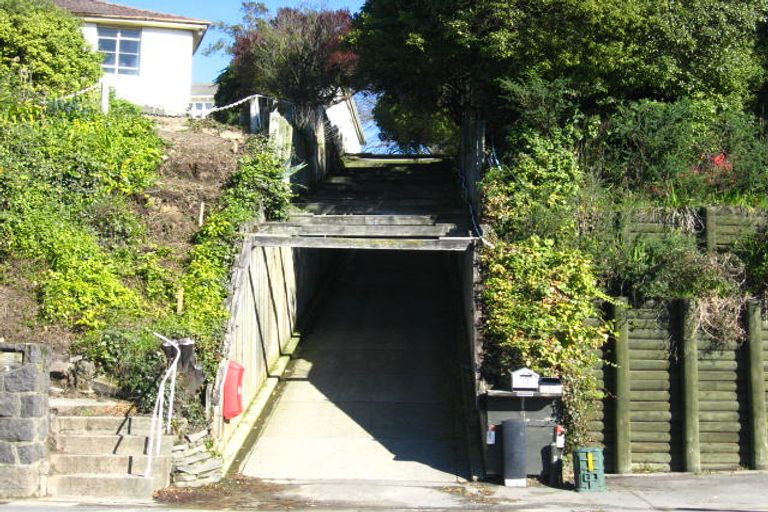 Photo of property in 19 Cashmere Road, Cashmere, Christchurch, 8022