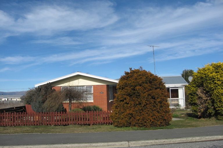 Photo of property in 52 Caulfeild Street, Ranfurly, 9332