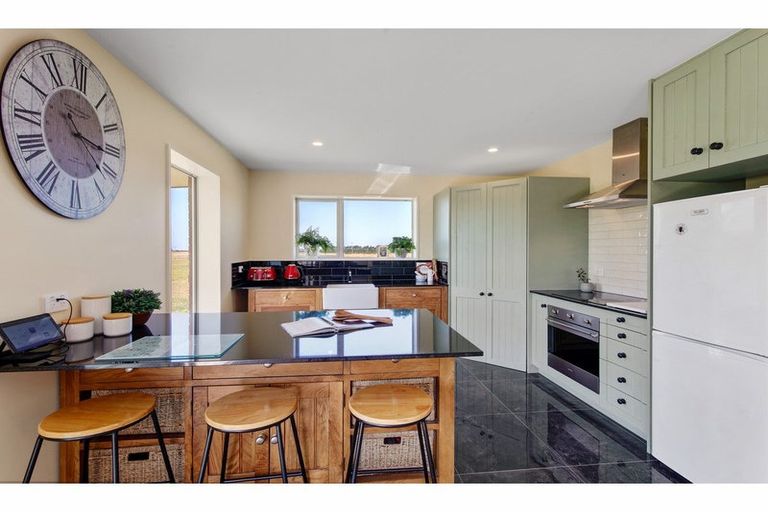 Photo of property in 382 Harmans Gorge Road, View Hill, Oxford, 7495