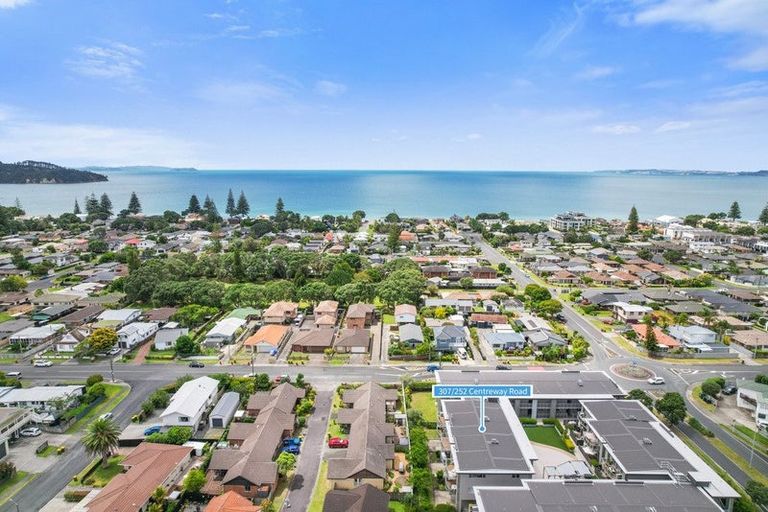 Photo of property in 307/252 Centreway Road, Orewa, 0931