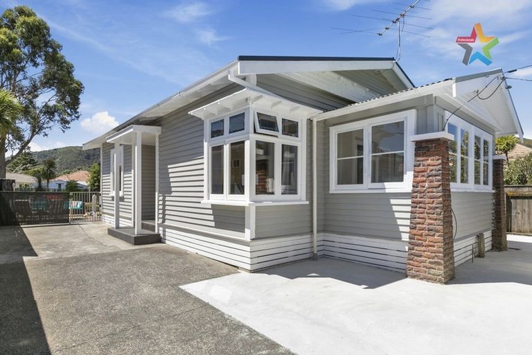 Photo of property in 34 Bell Road, Waiwhetu, Lower Hutt, 5010