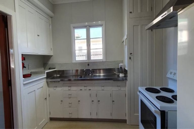 Photo of property in 32 Guyton Street, Whanganui, 4500