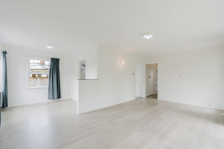 Photo of property in 18 Brocas Avenue, Hillcrest, Hamilton, 3216