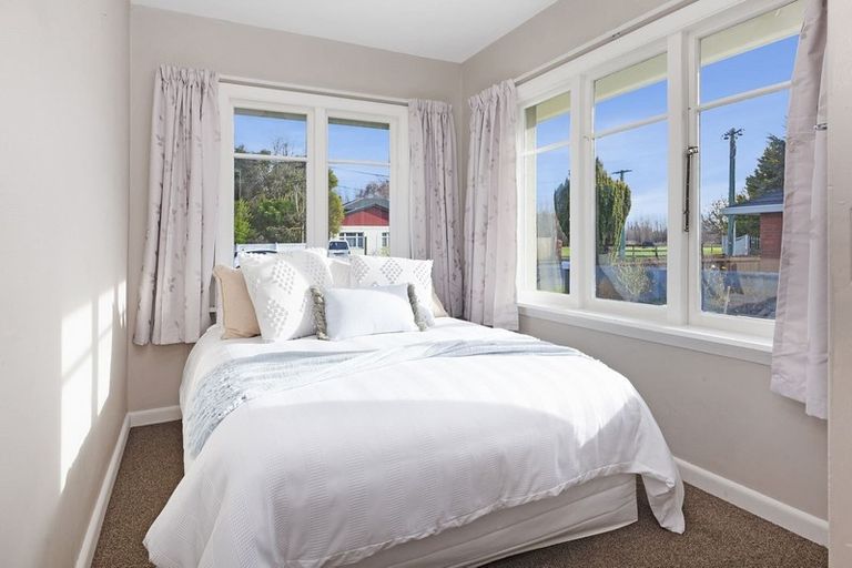 Photo of property in 50 Croziers Road, St Albans, Christchurch, 8052