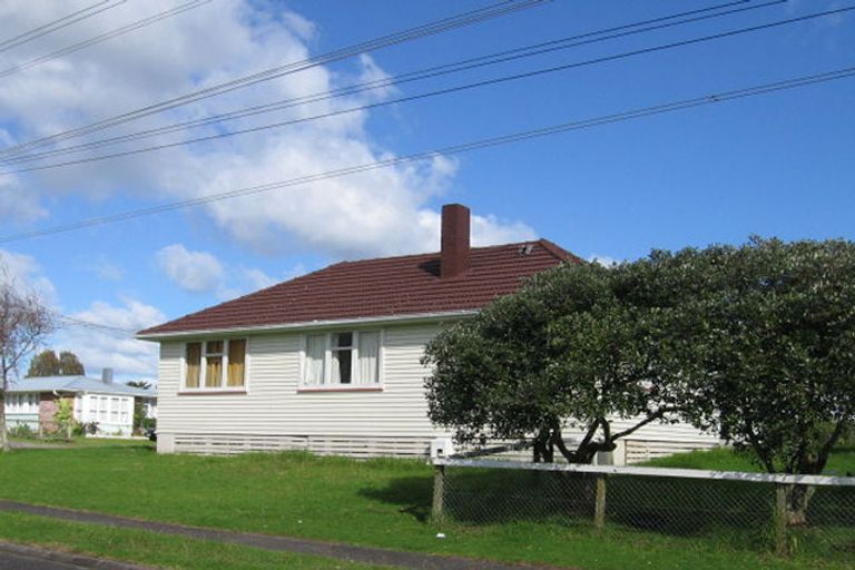 Photo of property in 9 Ingram Crescent, Otara, Auckland, 2023