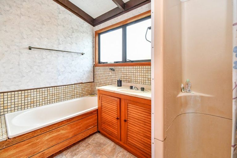 Photo of property in 17 Justamere Place, Weymouth, Auckland, 2103