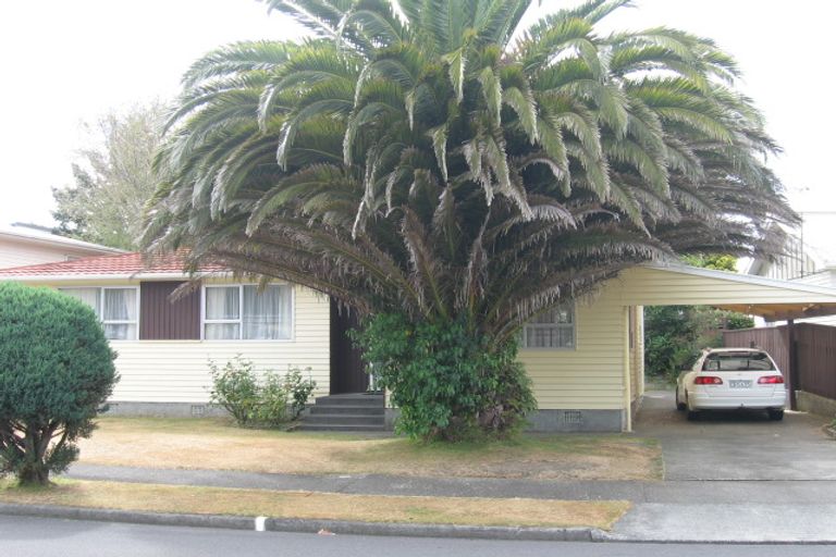 Photo of property in 11 Brightwater Crescent, Totara Park, Upper Hutt, 5018