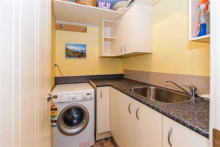 Photo of property in 51 Balgay Street, Upper Riccarton, Christchurch, 8041