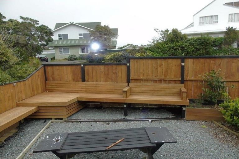 Photo of property in 8 Glen Alton Avenue, Paparangi, Wellington, 6037