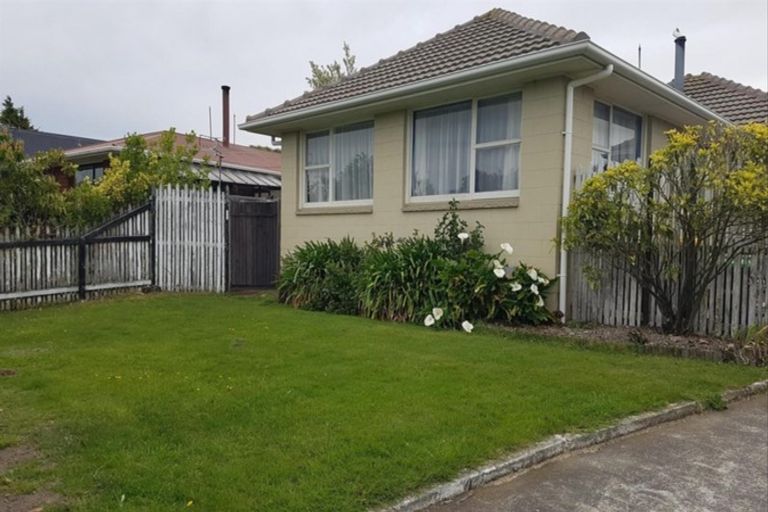 Photo of property in 17 Barrowclough Street, Hoon Hay, Christchurch, 8025