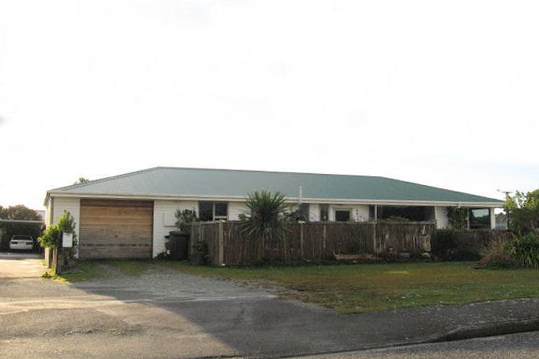 Photo of property in 141 Livingstone Street, Hokitika, 7810