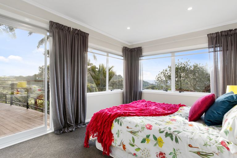 Photo of property in 57 Kohu Road, Titirangi, Auckland, 0604