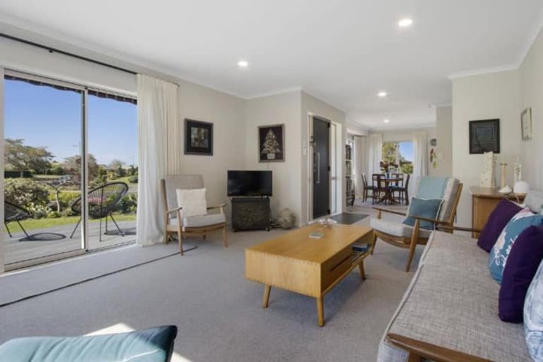 Photo of property in 17 Lansdowne Road, Katikati, 3129