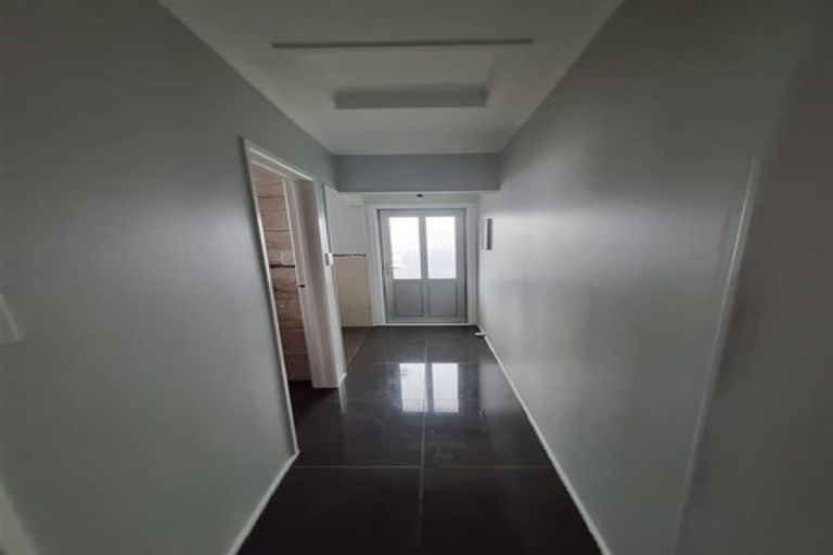 Photo of property in 19 Woburn Street, Mangere East, Auckland, 2024