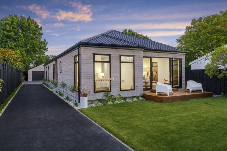 Photo of property in 110 Knowles Street, St Albans, Christchurch, 8052