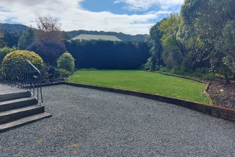 Photo of property in 21 Tararua Street, Trentham, Upper Hutt, 5018