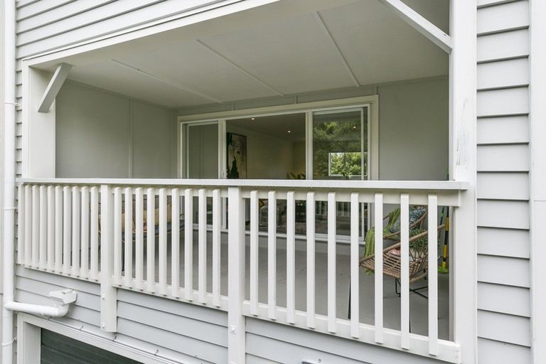 Photo of property in 3/57 Simla Crescent, Khandallah, Wellington, 6035