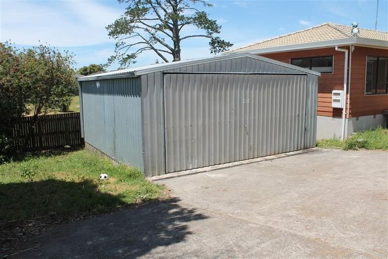 Photo of property in 55 Etherton Drive, Weymouth, Auckland, 2103