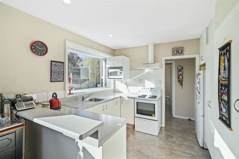 Photo of property in 22 Kathleen Crescent, Hornby, Christchurch, 8042