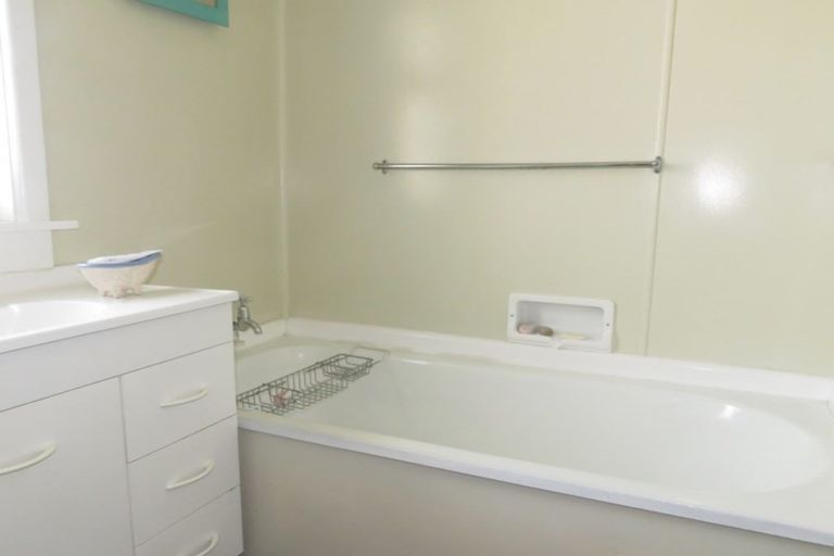 Photo of property in 3 Waitaki Avenue, Oamaru North, Oamaru, 9400